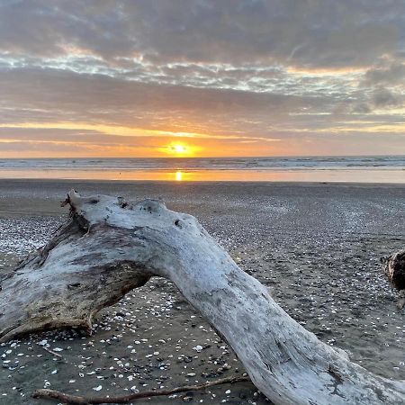 Otaki Beachfront Getaway 外观 照片